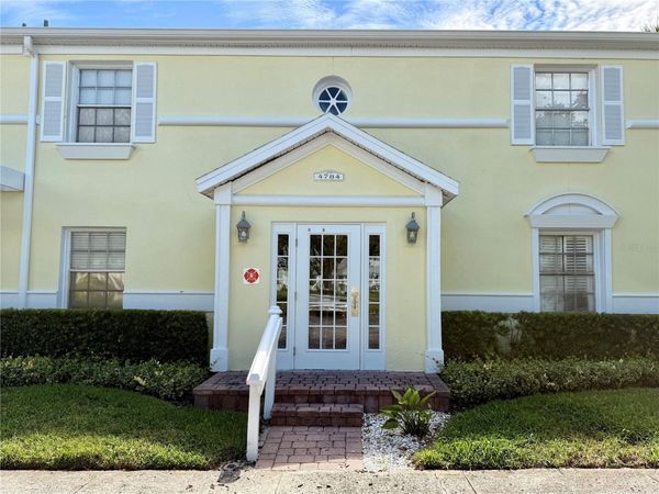 4784 BEACH DRIVE SE, Unit B, ST PETERSBURG, FL 33705