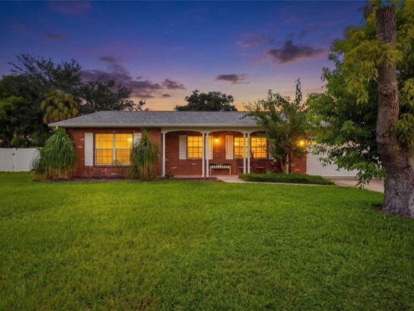 8403 S FLINTROCK COURT , TAMPA, FL 33615