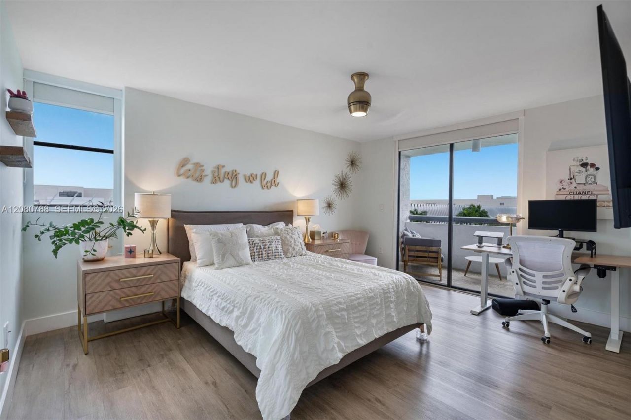 1775 Washington Ave, Unit 6E, Miami Beach, FL 33139 Photo