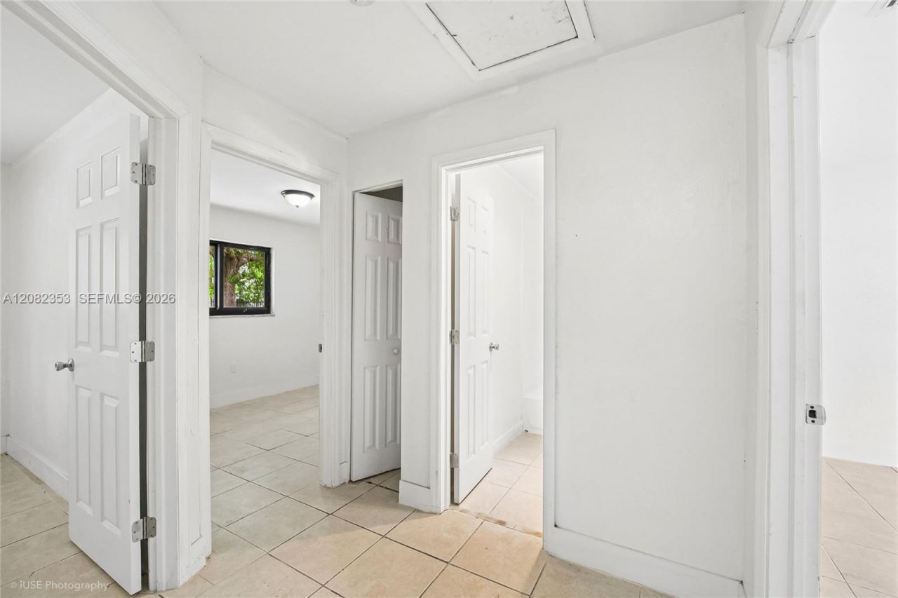 3471/3473 Plaza St , Miami, FL 33133 Photo