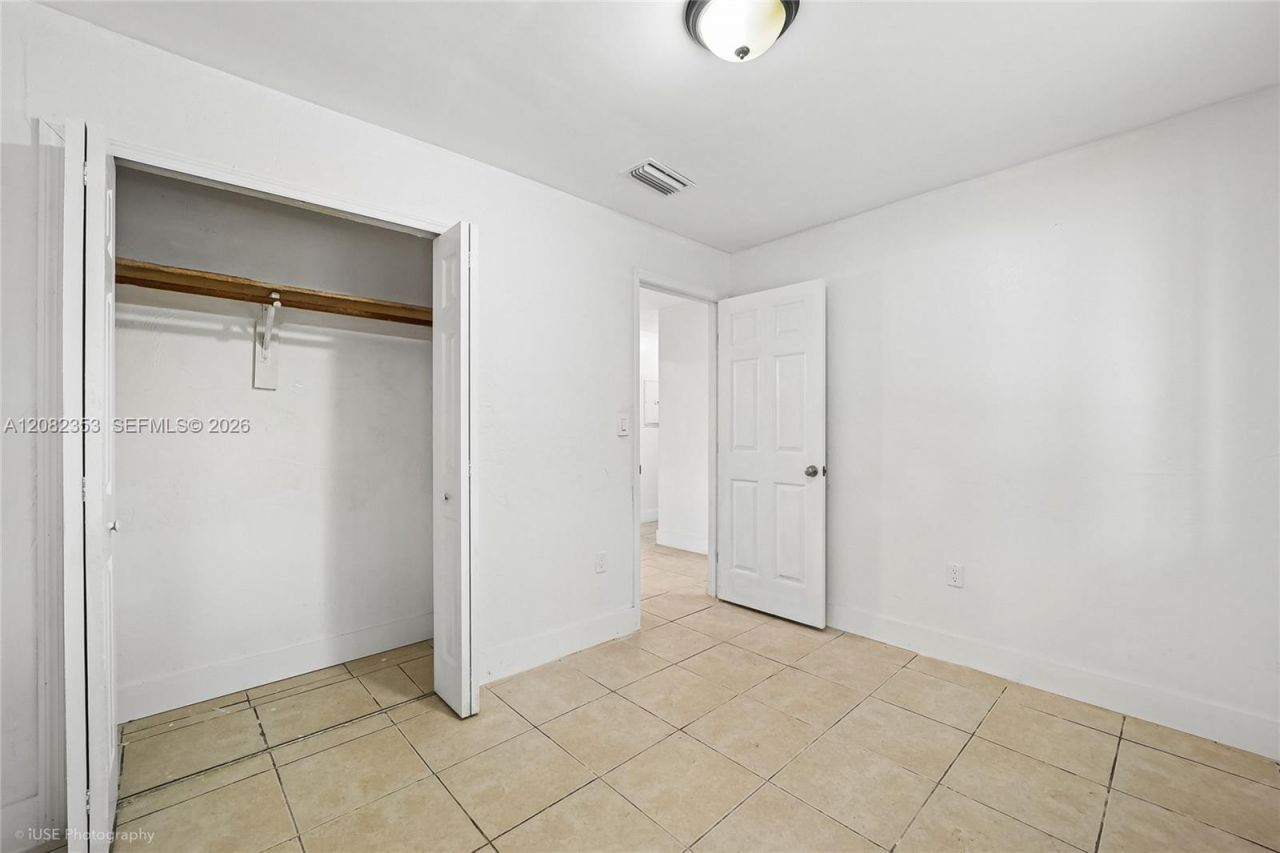 3471/3473 Plaza St , Miami, FL 33133 Photo