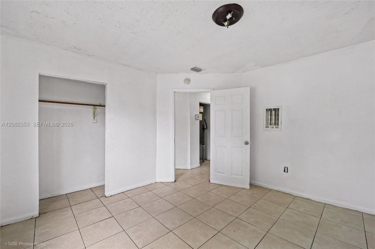 3471/3473 Plaza St , Miami, FL 33133 Photo