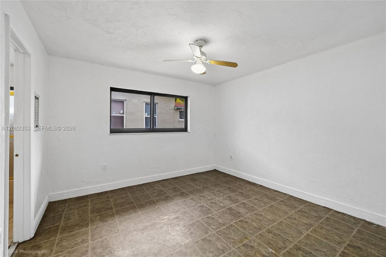 3471/3473 Plaza St , Miami, FL 33133 Photo
