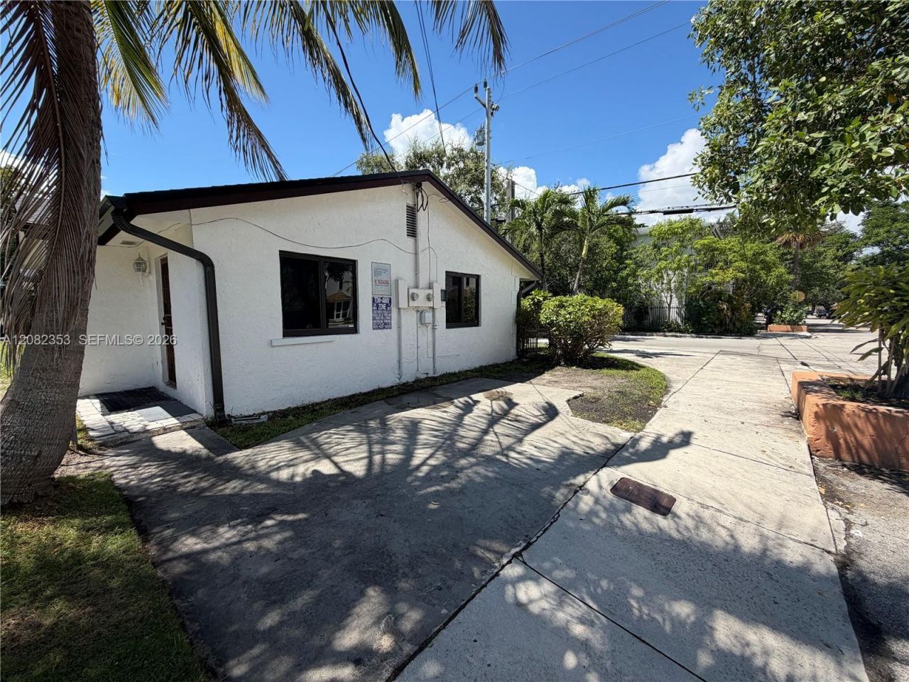 3471/3473 Plaza St , Miami, FL 33133 Photo