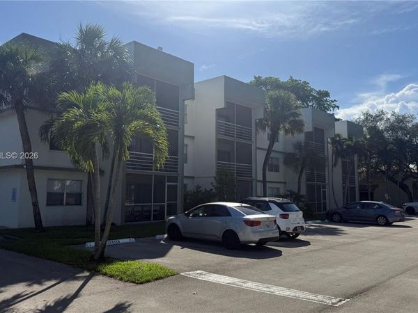 4215 N University Dr , Unit 115, Sunrise, FL 33351