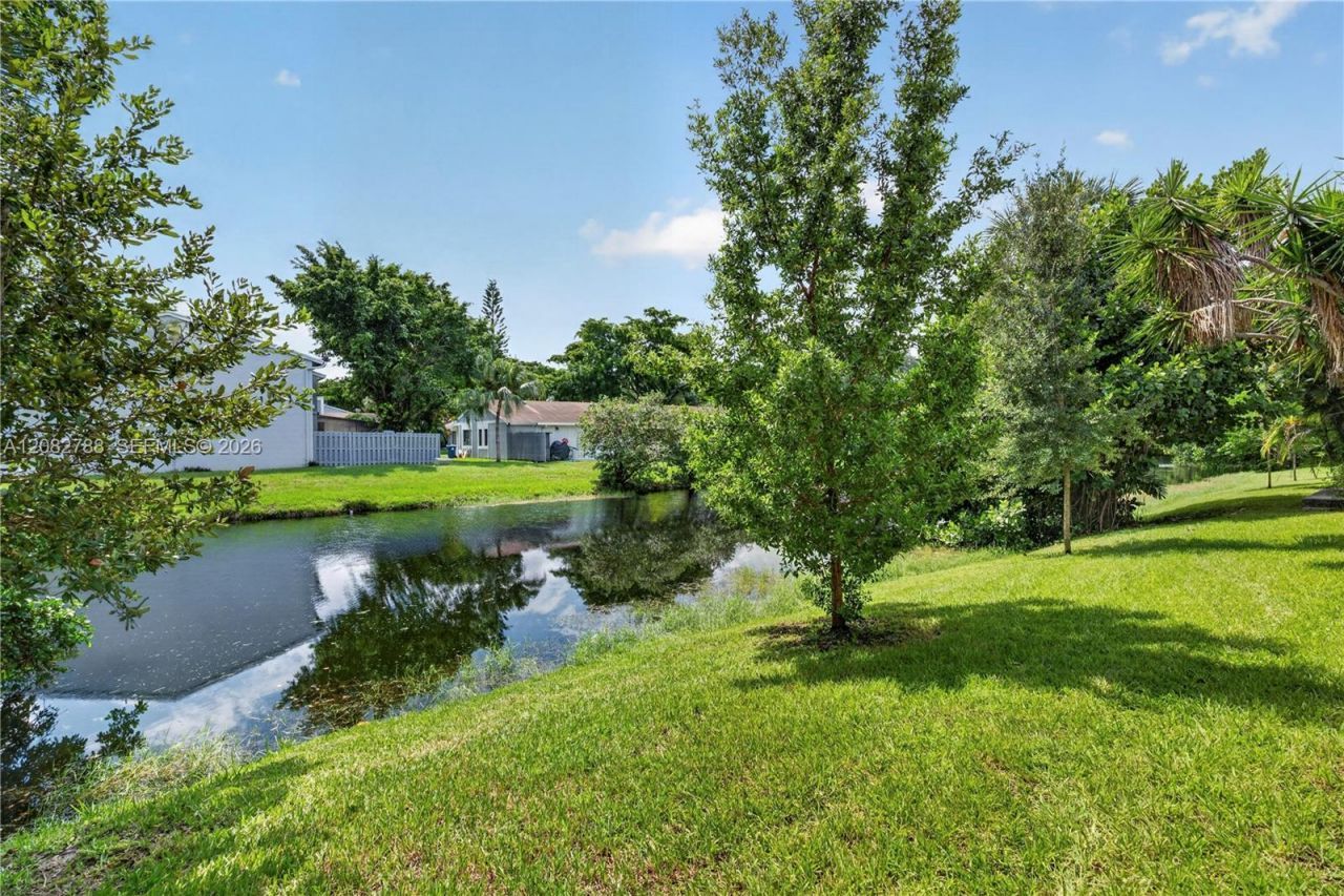 4215 N University Dr, Unit 115, Sunrise, FL 33351 Photo