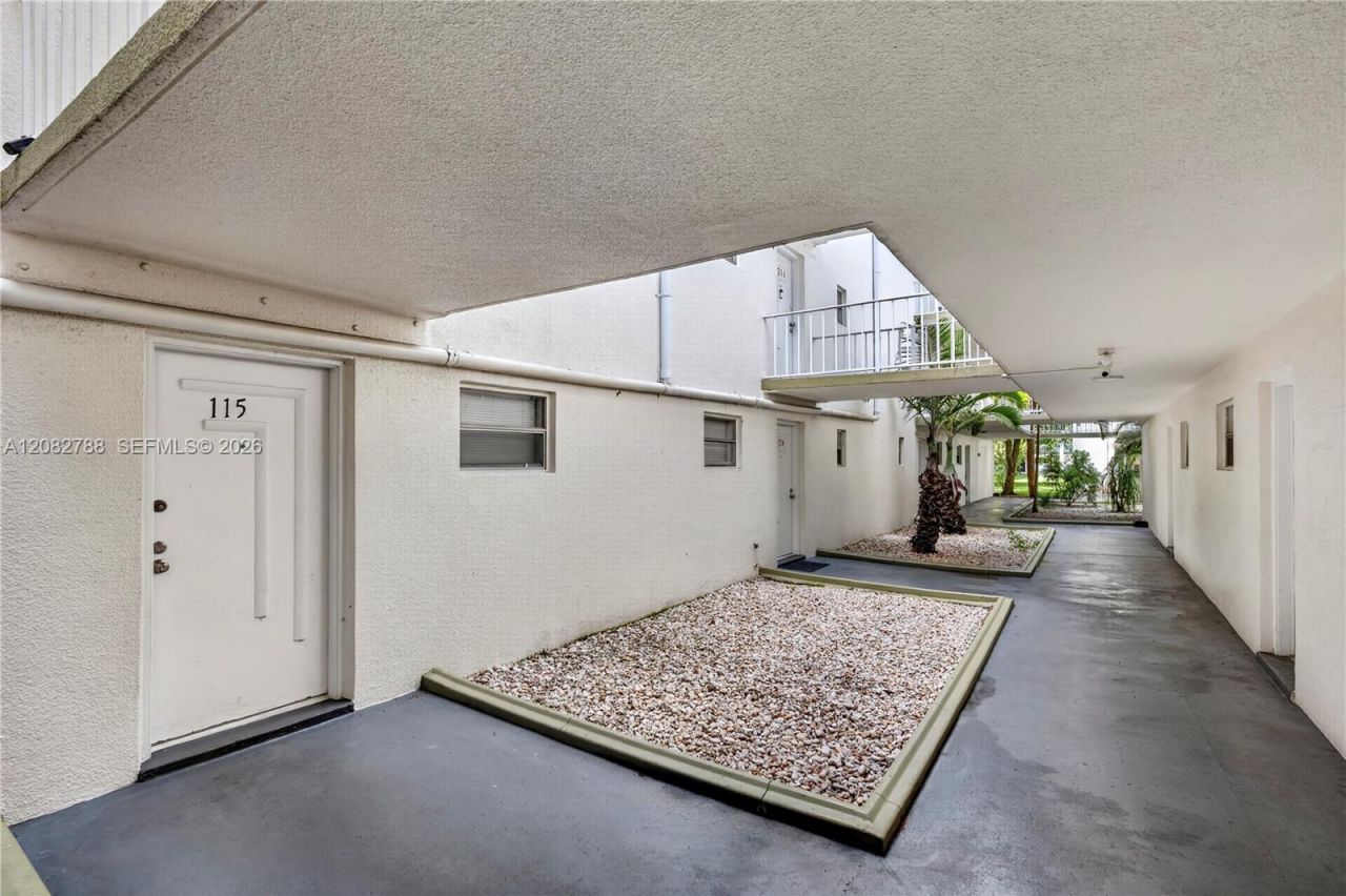 4215 N University Dr, Unit 115, Sunrise, FL 33351 Photo