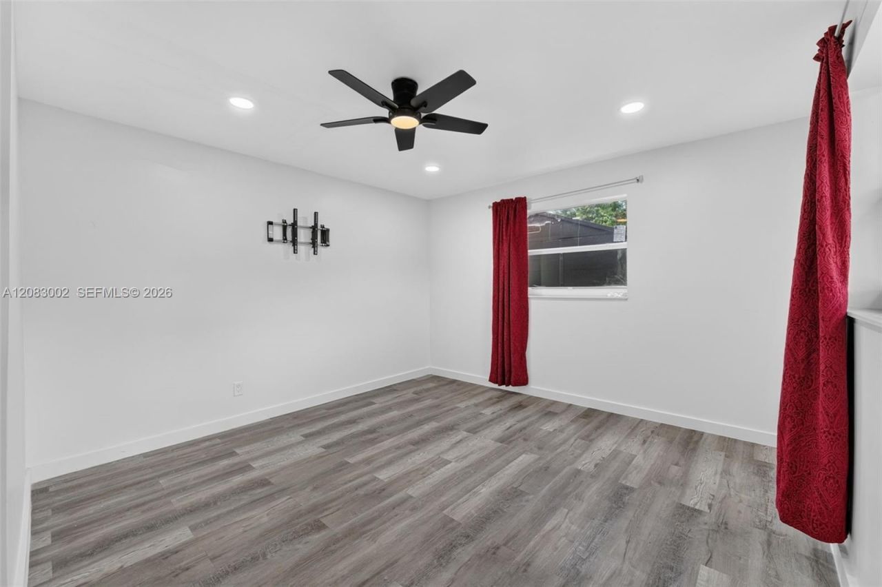 1664 SW 28th Ave , Fort Lauderdale, FL 33312 Photo