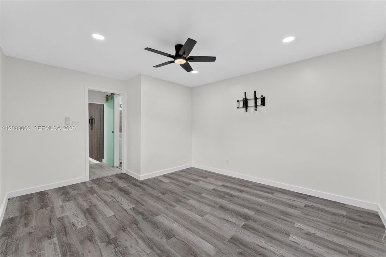 1664 SW 28th Ave , Fort Lauderdale, FL 33312 Photo