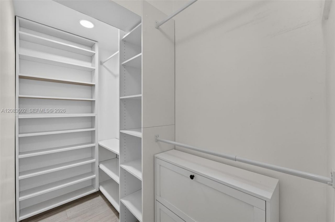 1664 SW 28th Ave , Fort Lauderdale, FL 33312 Photo
