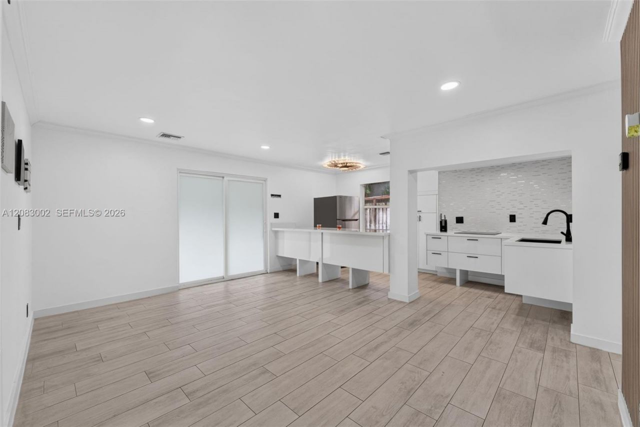 1664 SW 28th Ave , Fort Lauderdale, FL 33312 Photo