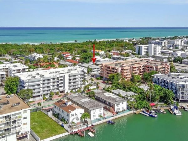 8129 Abbott Ave , Unit 10, Miami Beach, FL 33141