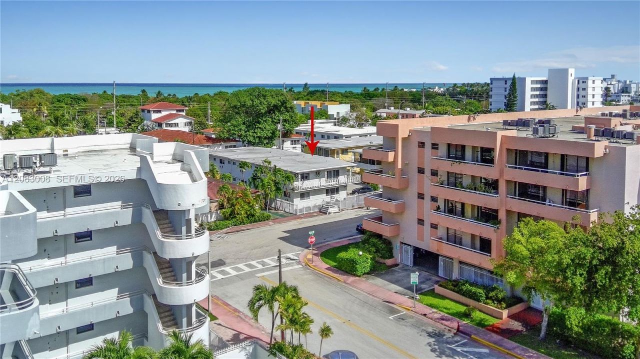 8129 Abbott Ave, Unit 10, Miami Beach, FL 33141 Photo