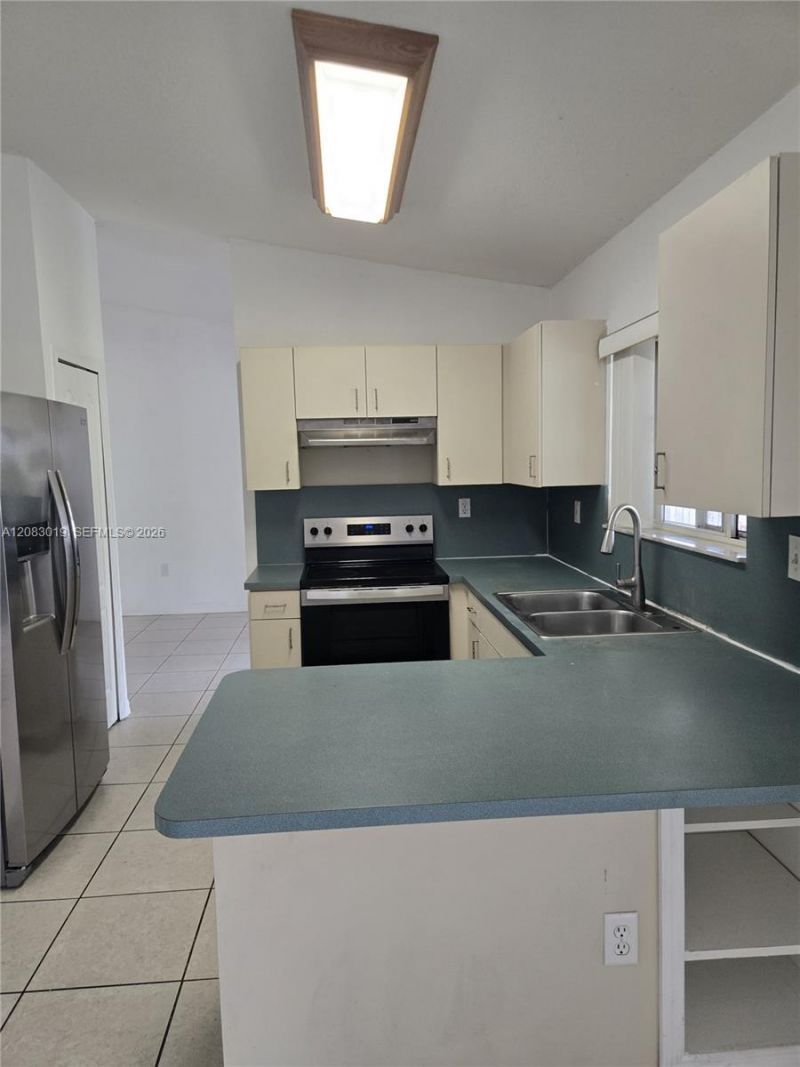18045 SW 154th Pl, Miami, FL 33187 Photo