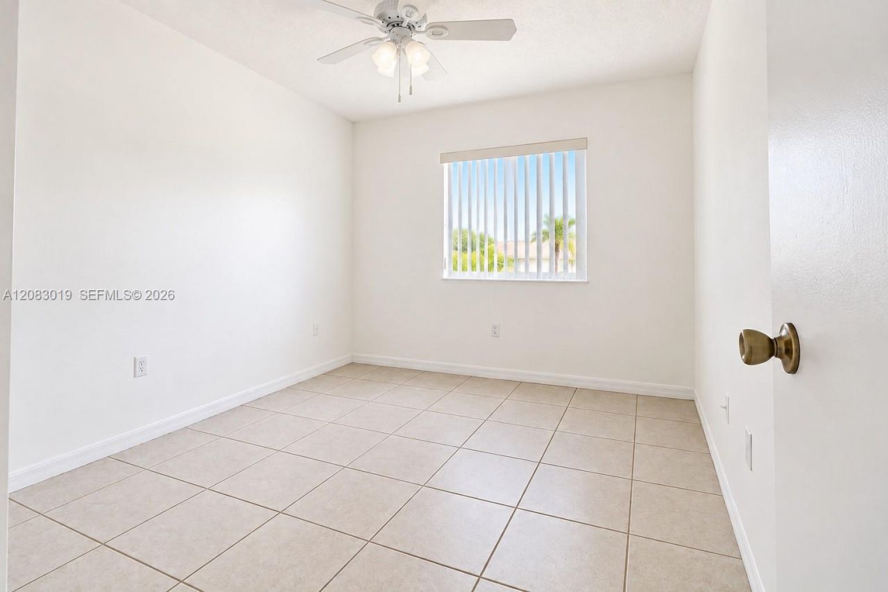 18045 SW 154th Pl, Miami, FL 33187 Photo