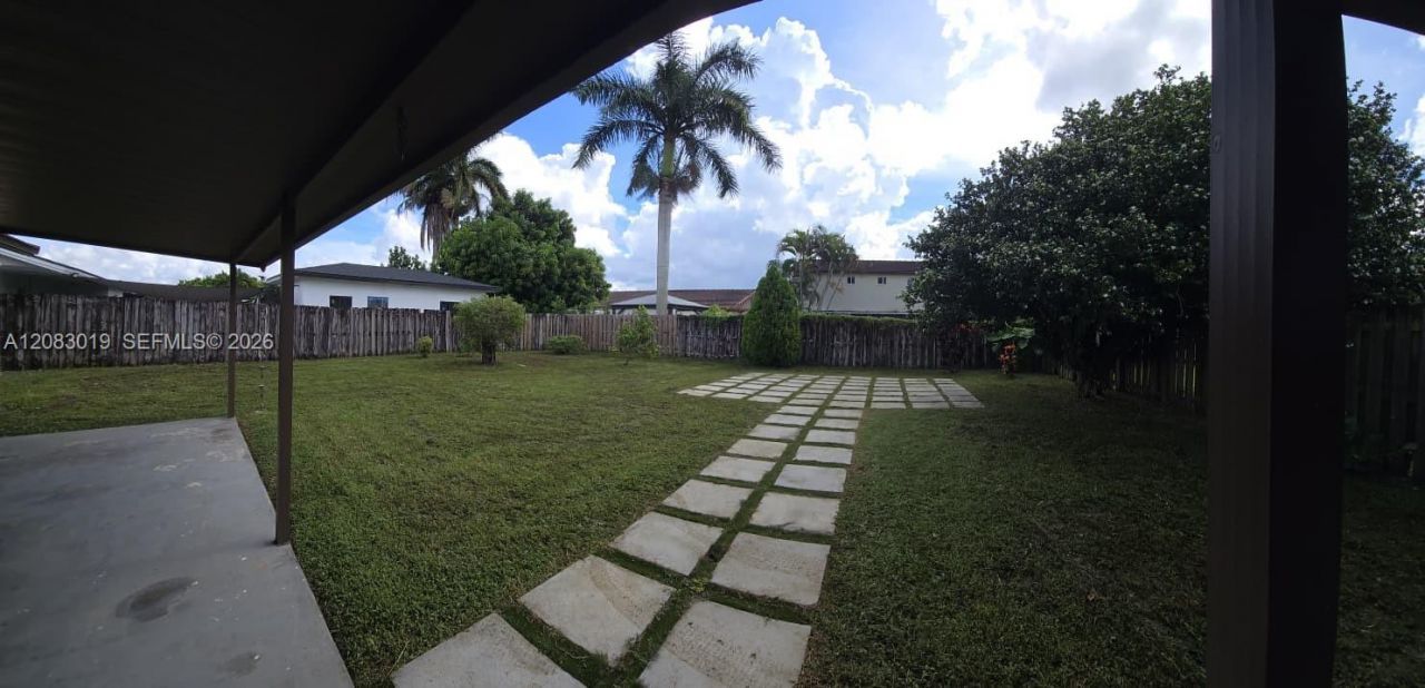 18045 SW 154th Pl, Miami, FL 33187 Photo