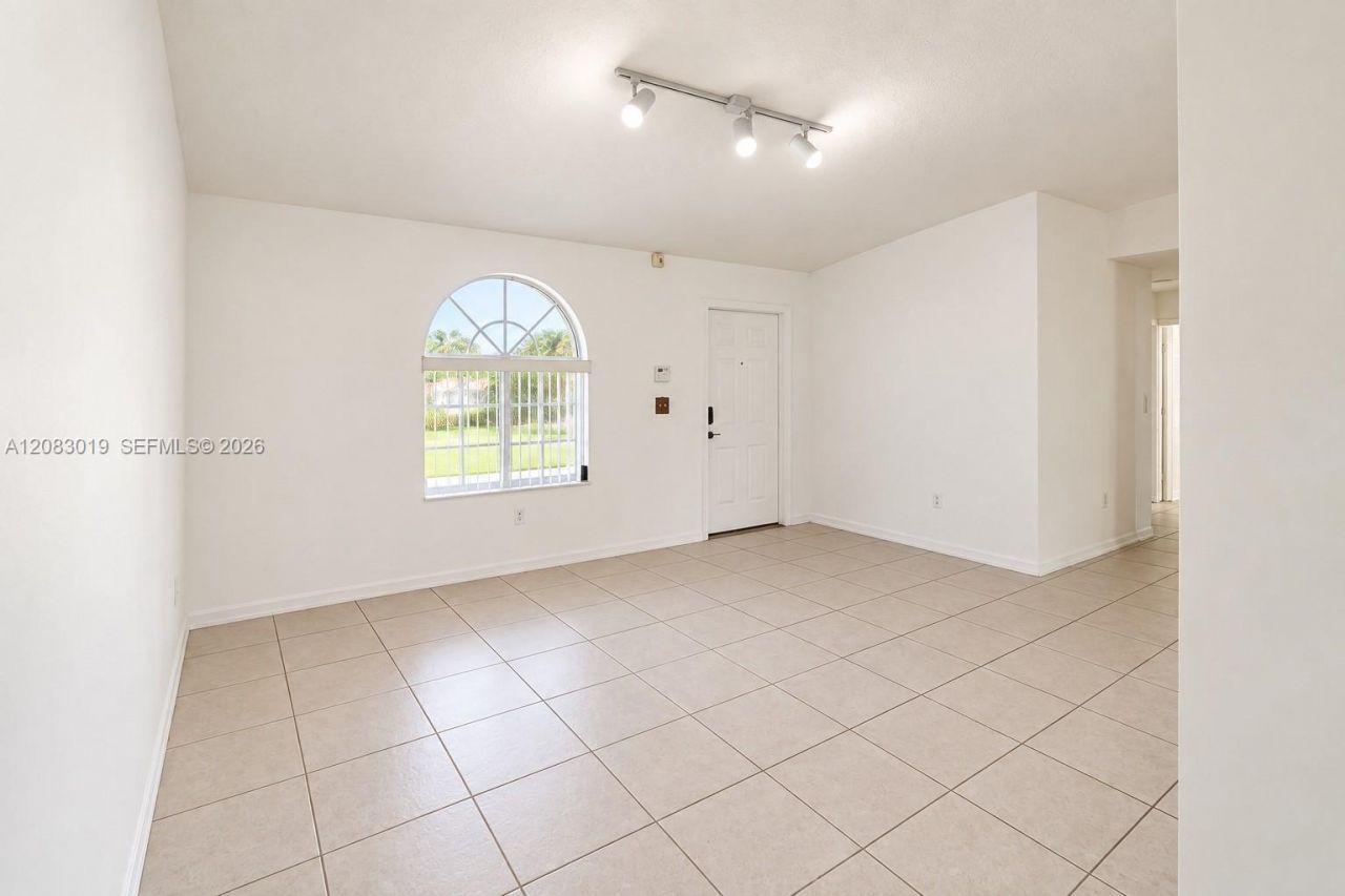 18045 SW 154th Pl, Miami, FL 33187 Photo