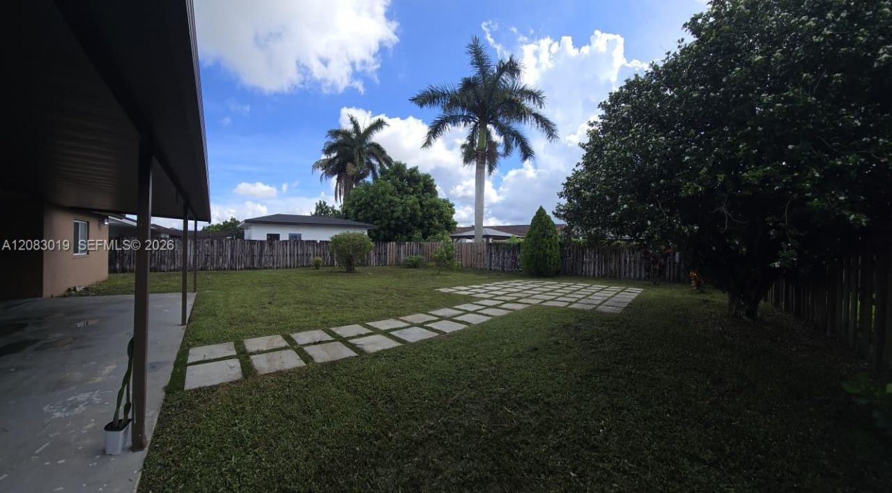 18045 SW 154th Pl, Miami, FL 33187 Photo