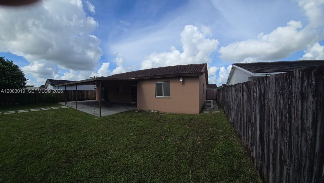 18045 SW 154th Pl, Miami, FL 33187 Photo