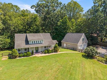 120 Hunting Lane, Goode, VA 24501