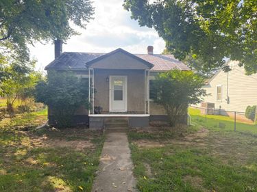 2225 Pine Avenue, Buena Vista, VA 24416