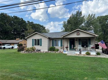 21601 Holly Street , Clinton Township, Mi 48035