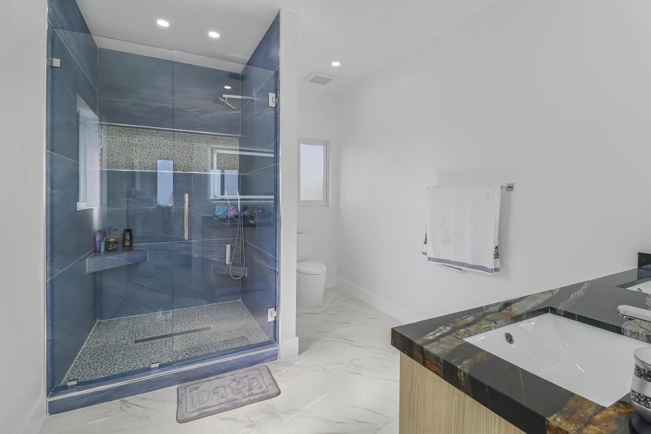 31450 Avenue G, Big Pine Key, FL 33043 Photo