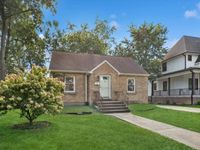 657 E Prairie Avenue, Des Plaines, IL 60016 primary photo