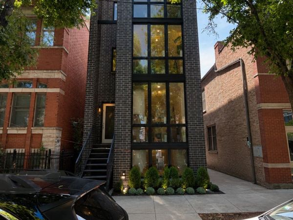 1073 W Polk Street , Unit 2, Chicago, IL 60607
