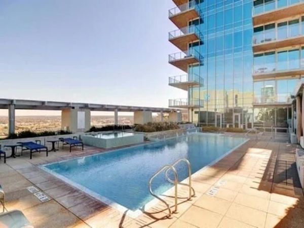 1301 Throckmorton Street, Unit 1805, Fort Worth, TX 76102