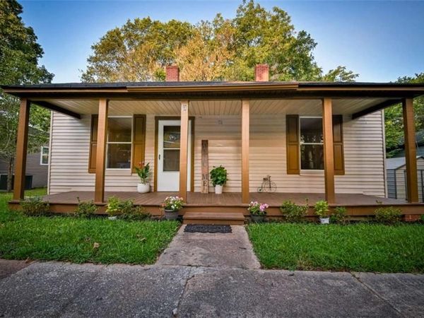 3 Bay Street , Covington, GA 30014