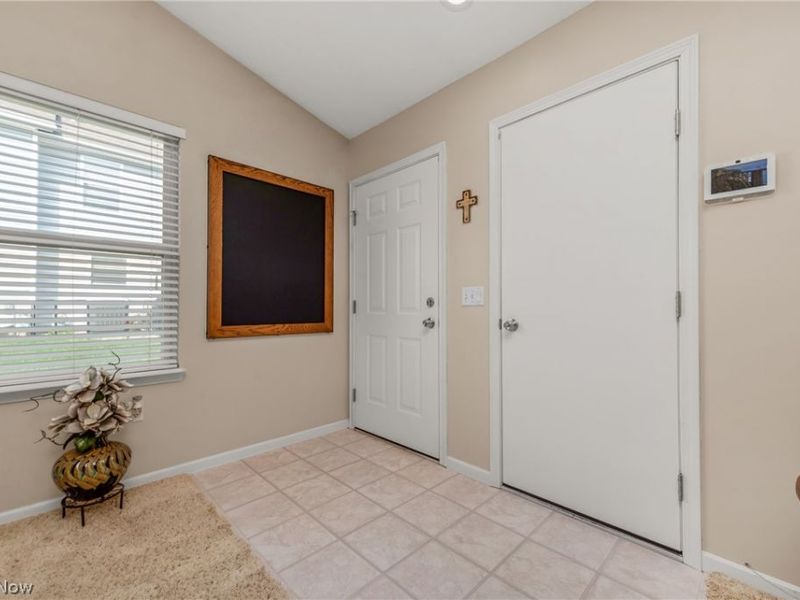 5308 Chaucer Drive, Medina, OH 44256 Photo 4