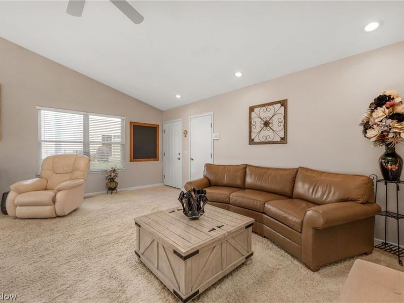 5308 Chaucer Drive, Medina, OH 44256 Photo 8