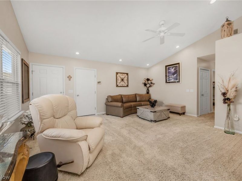 5308 Chaucer Drive, Medina, OH 44256 Photo 9
