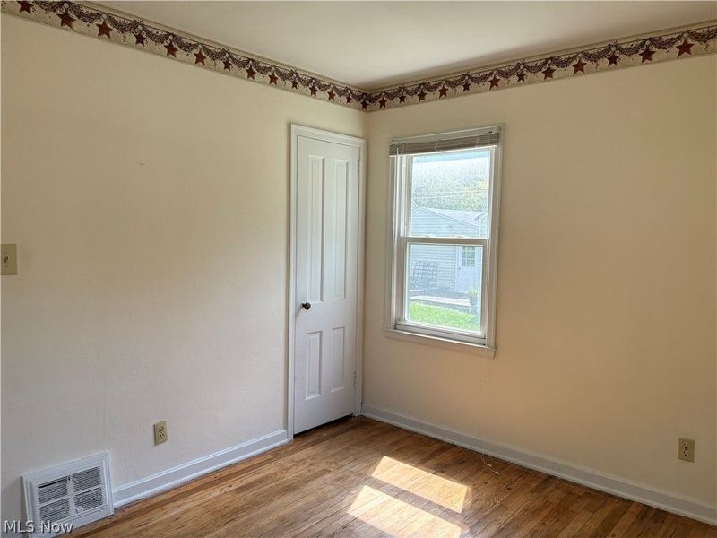 1711 Evergreen Avenue, Akron, OH 44301 Photo 11