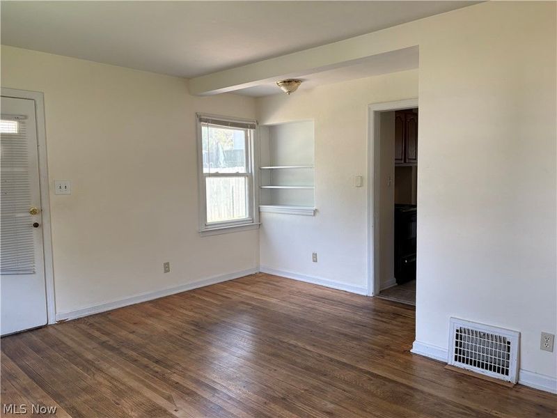 1711 Evergreen Avenue, Akron, OH 44301 Photo 4