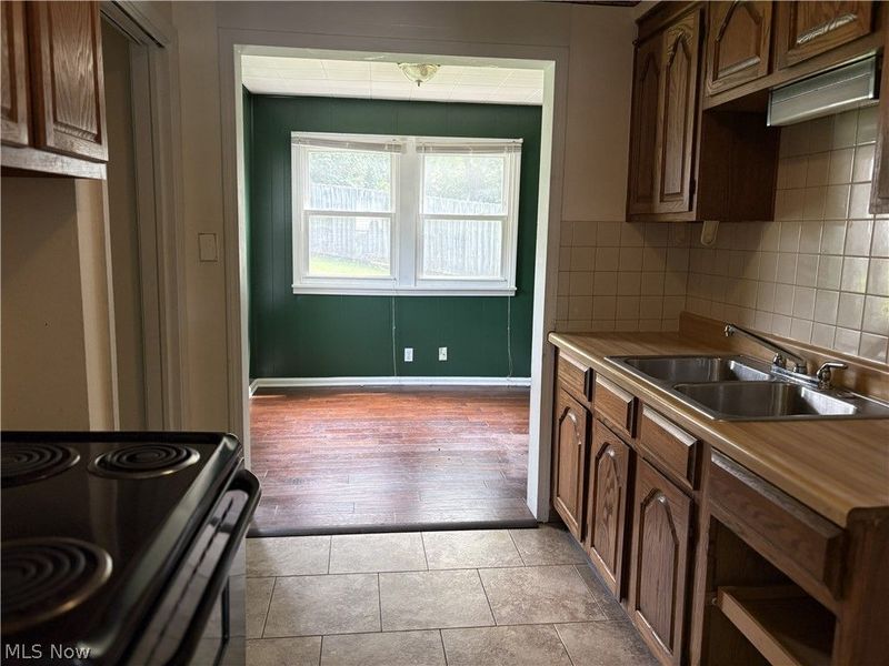 1711 Evergreen Avenue, Akron, OH 44301 Photo 6