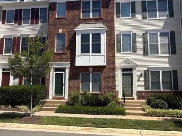 42818 SYKES TERRACE , CHANTILLY, VA 20152