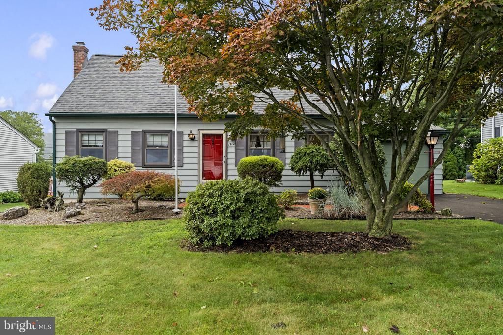 1712 W WOOD STREET , EMMAUS, PA 18049