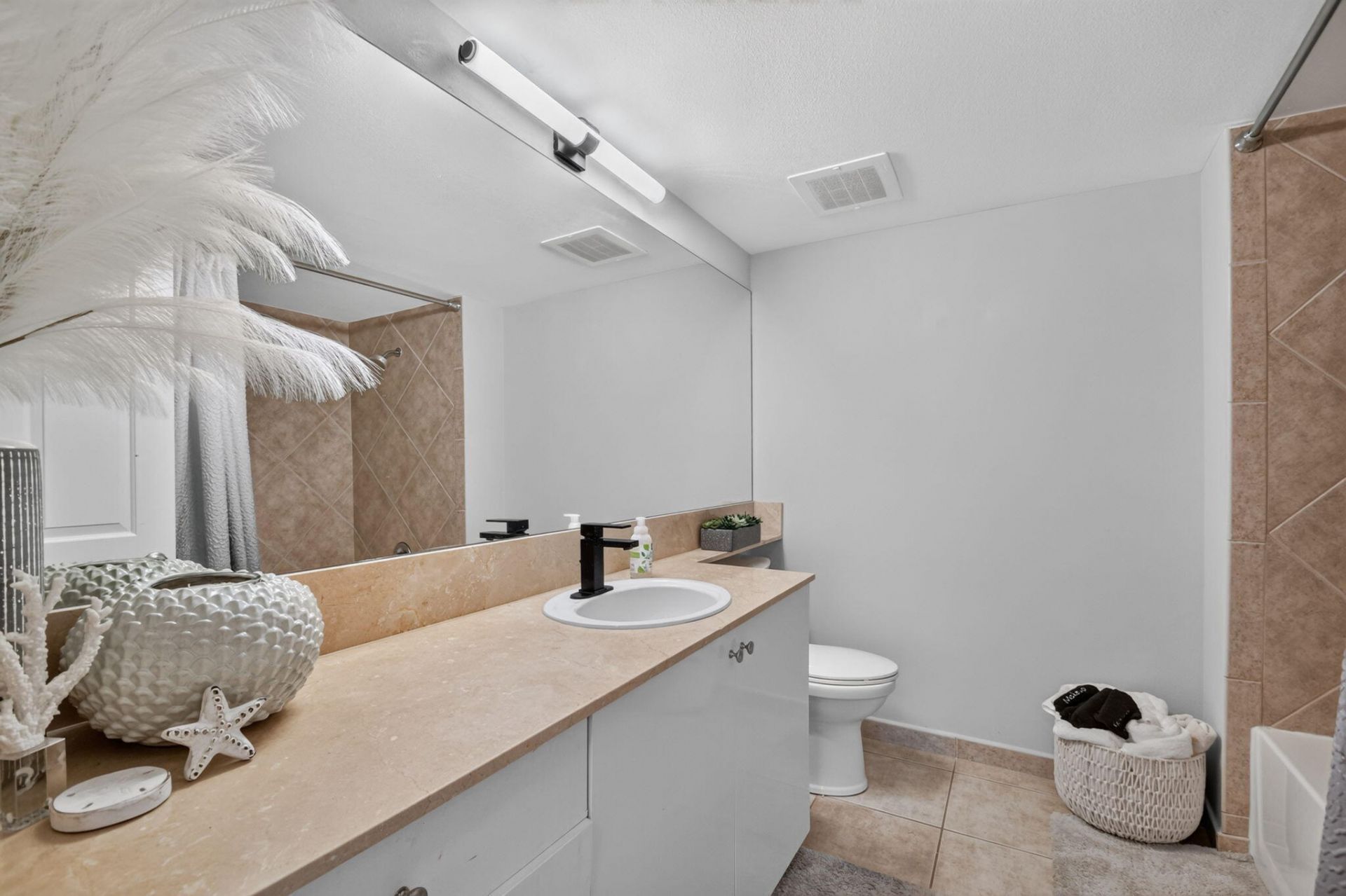 625 Casa Loma Boulevard, Unit 506, Boynton Beach, FL 33435 Photo