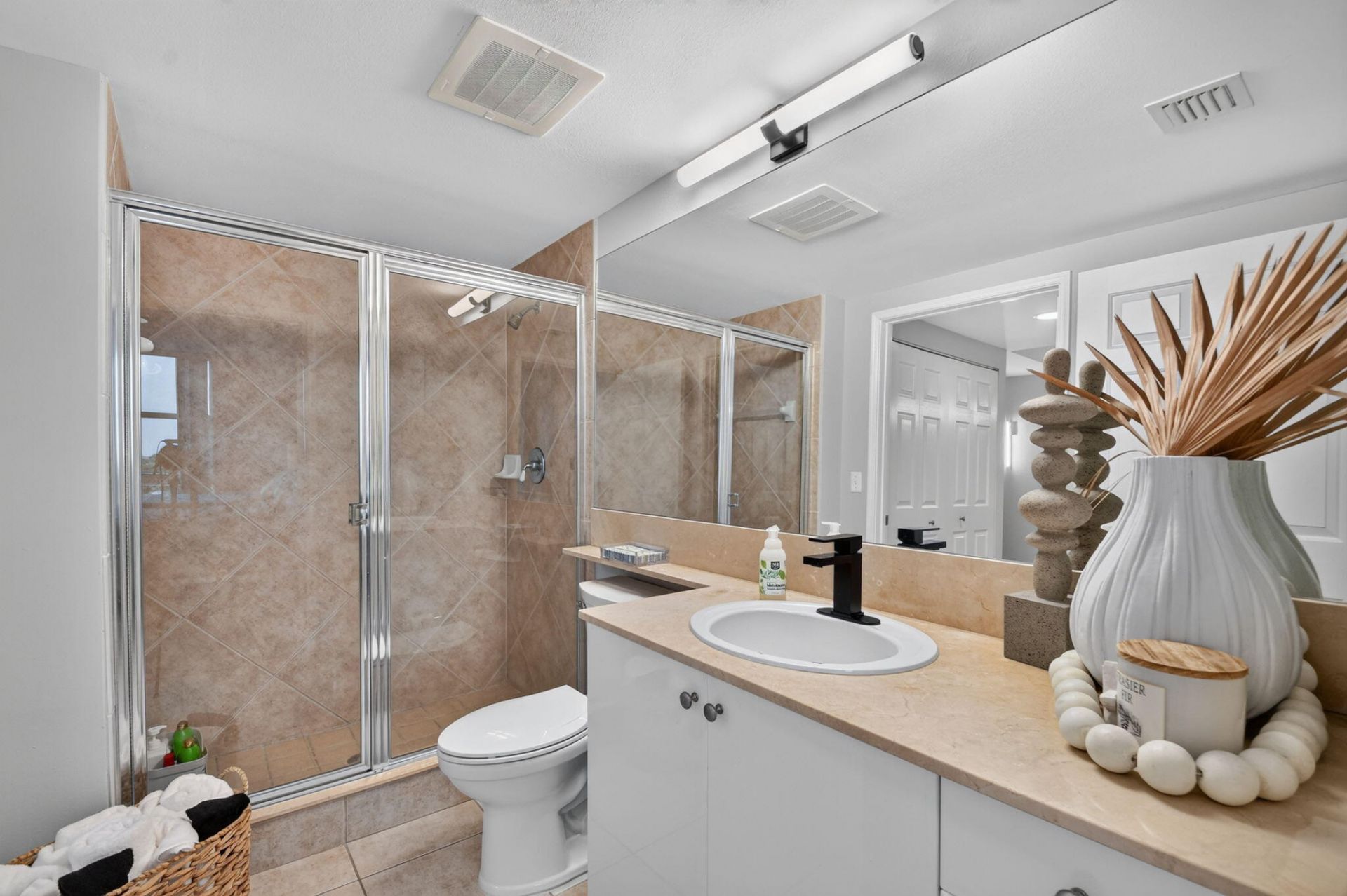 625 Casa Loma Boulevard, Unit 506, Boynton Beach, FL 33435 Photo