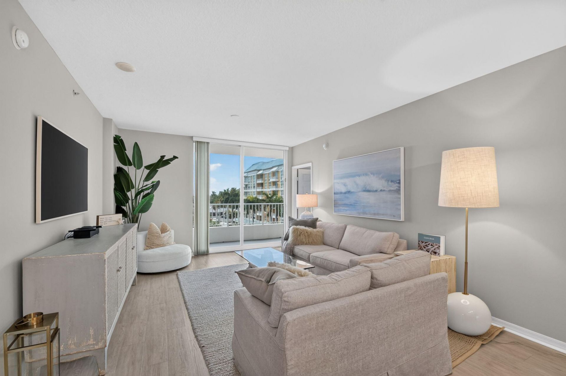 625 Casa Loma Boulevard, Unit 506, Boynton Beach, FL 33435 Photo