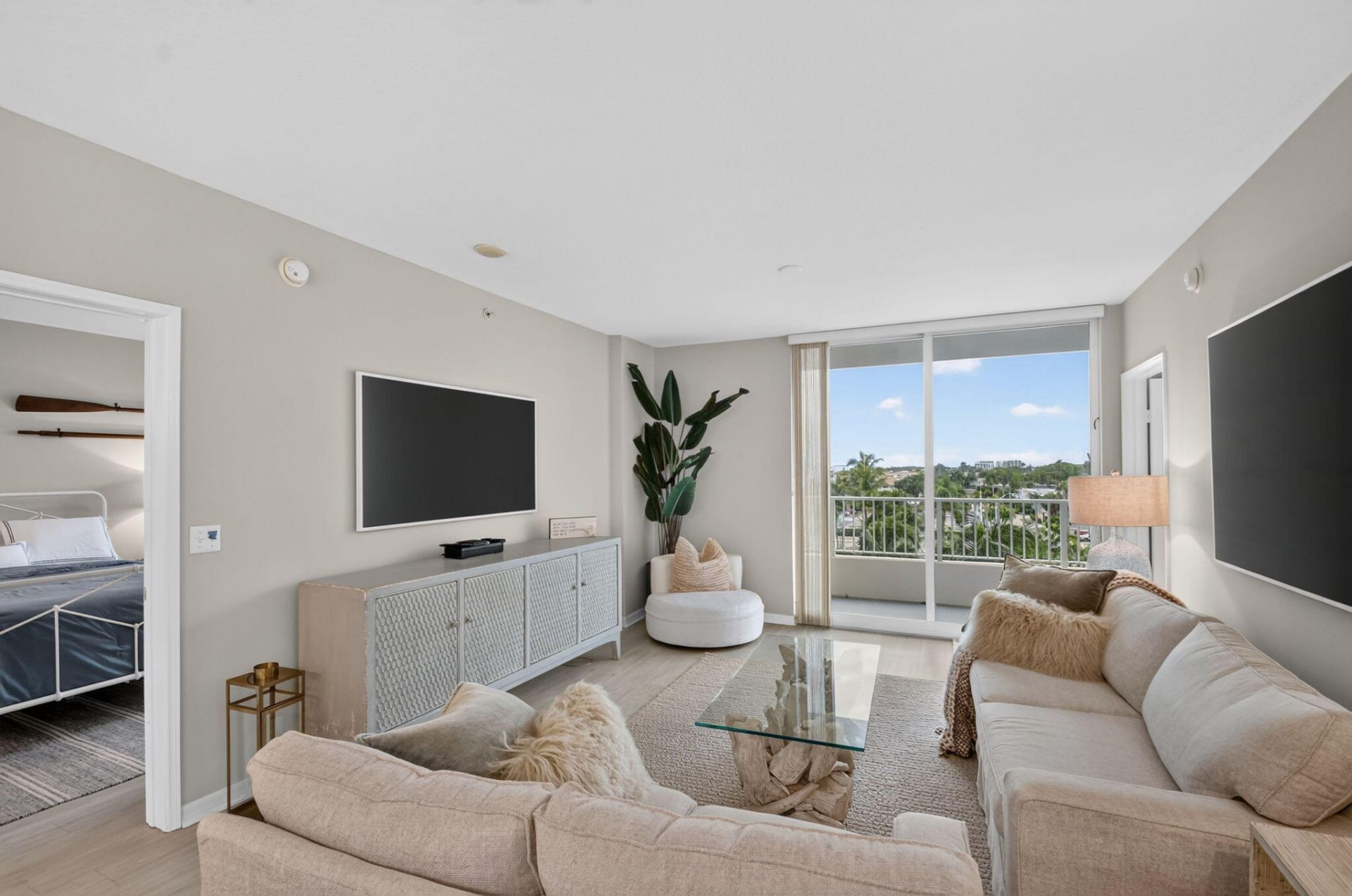 625 Casa Loma Boulevard, Unit 506, Boynton Beach, FL 33435 Photo