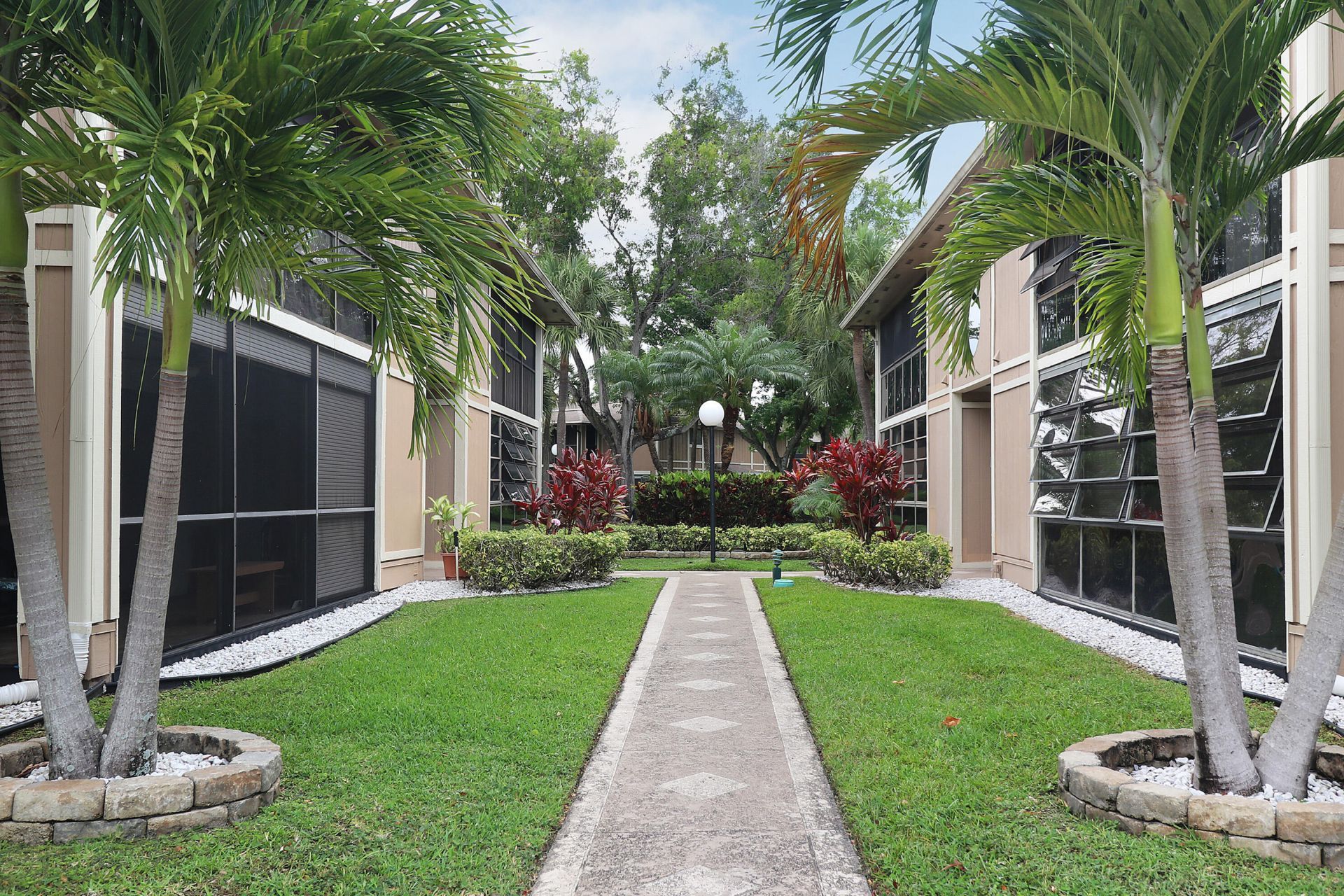 7801 Ashmont Circle, Unit 104, Tamarac, FL 33321 Photo