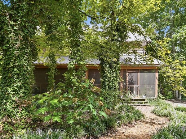 135 Brewer Rd , Old Fort, TN 37362