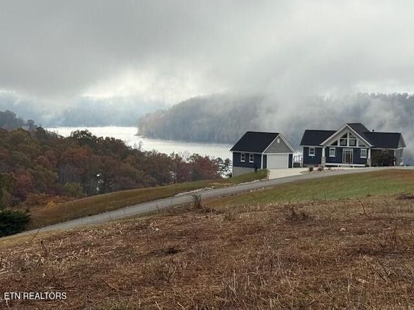 65 Pinnacle Lane , Unit 65, La Follette, TN 37766