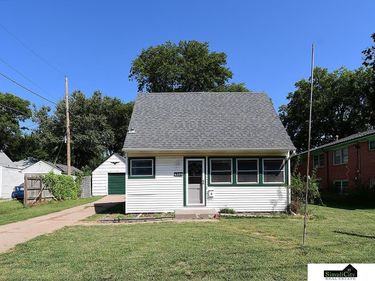 4526 Randolph Street, Lincoln, NE 68510