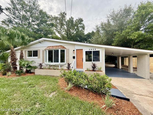 5924 CARIBBEAN Court N, Jacksonville, FL 32277