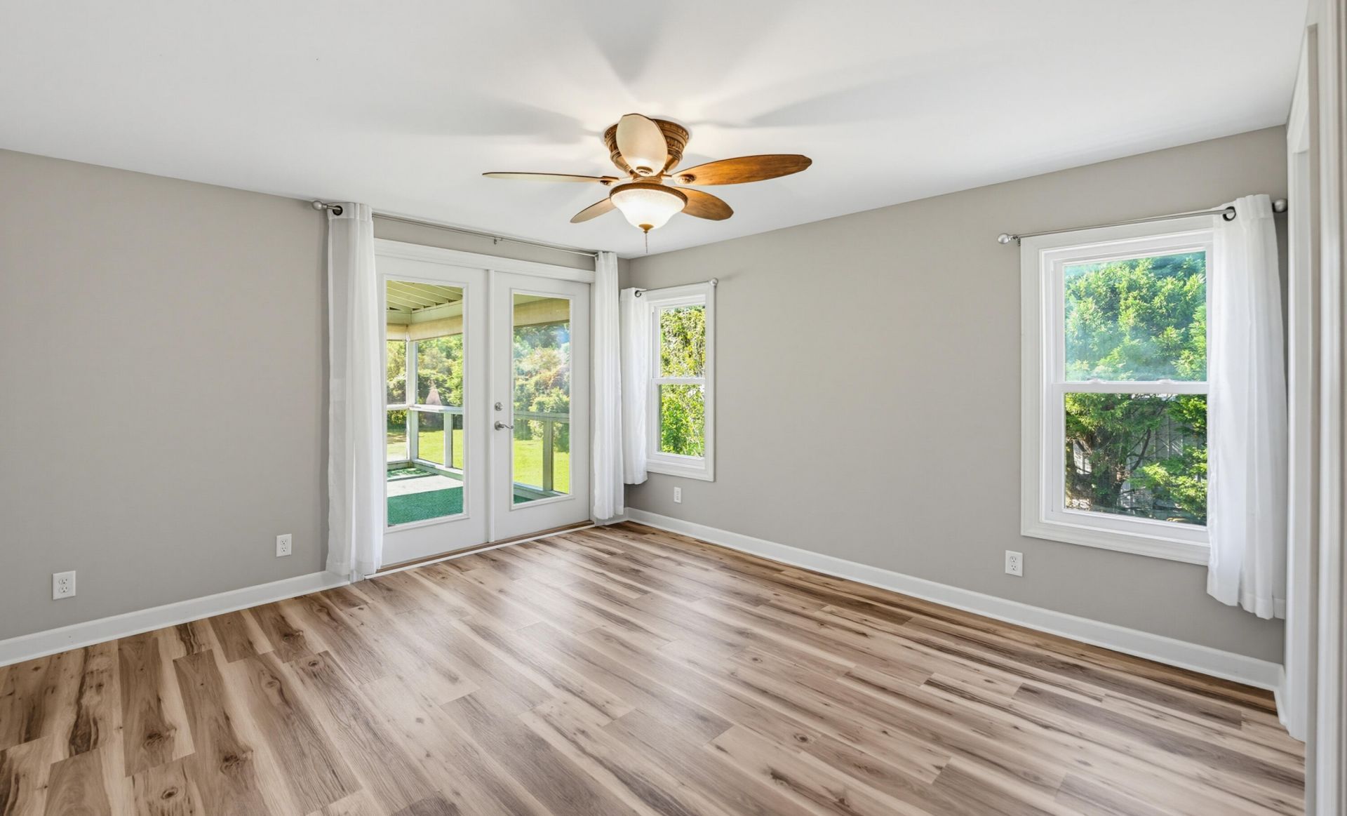 1866 Sea Island Parkway Photo 25