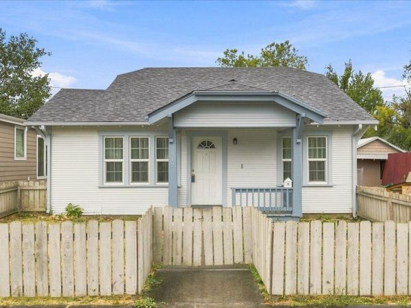 612 S Ivy Street, Medford, OR 97501